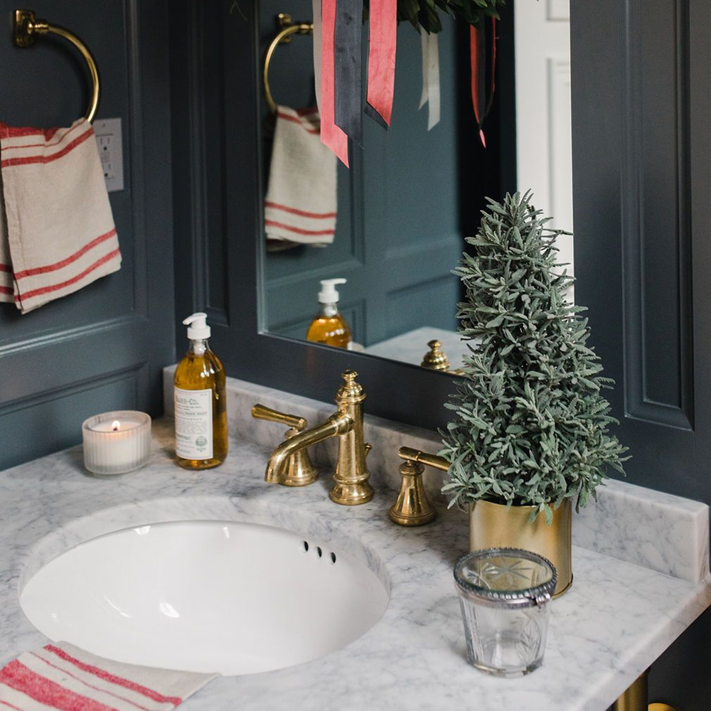 Decoración navideña para baño y cocina